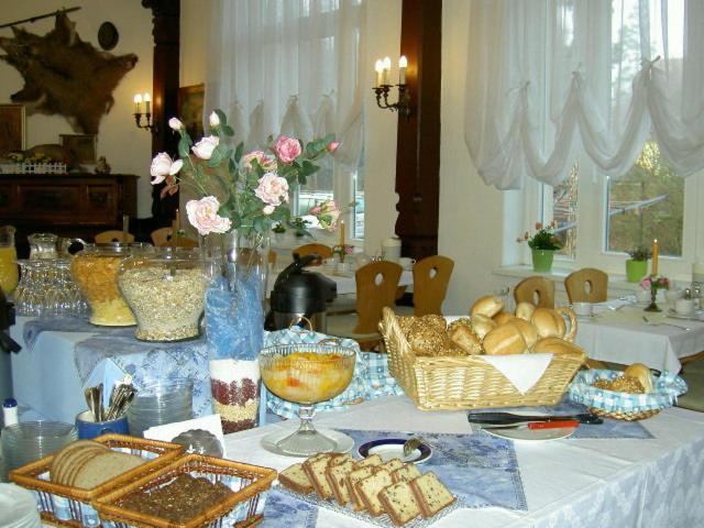 Hotel-Pension Seeblick Kuhlungsborn Bagian luar foto