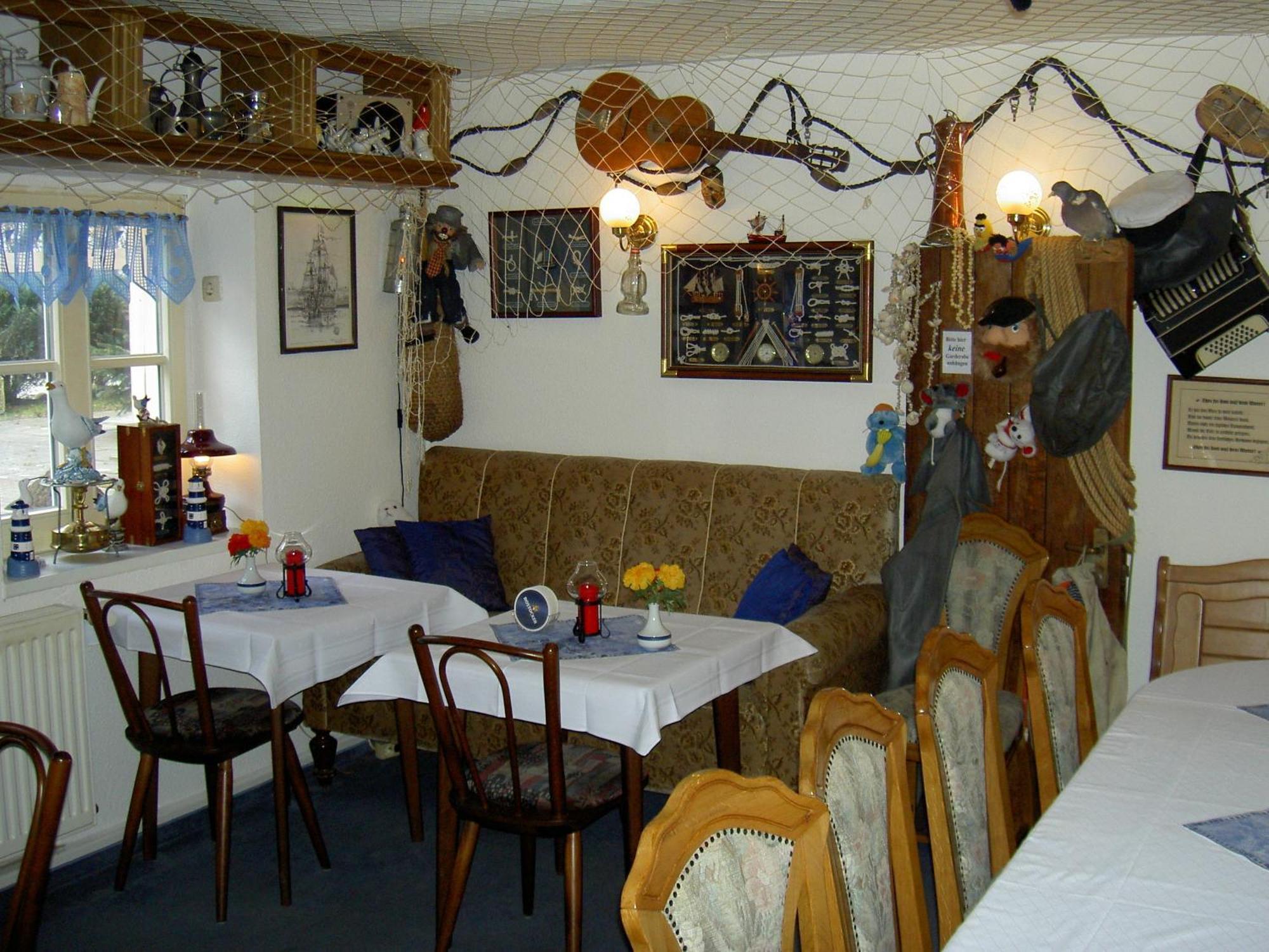 Hotel-Pension Seeblick Kuhlungsborn Bagian luar foto