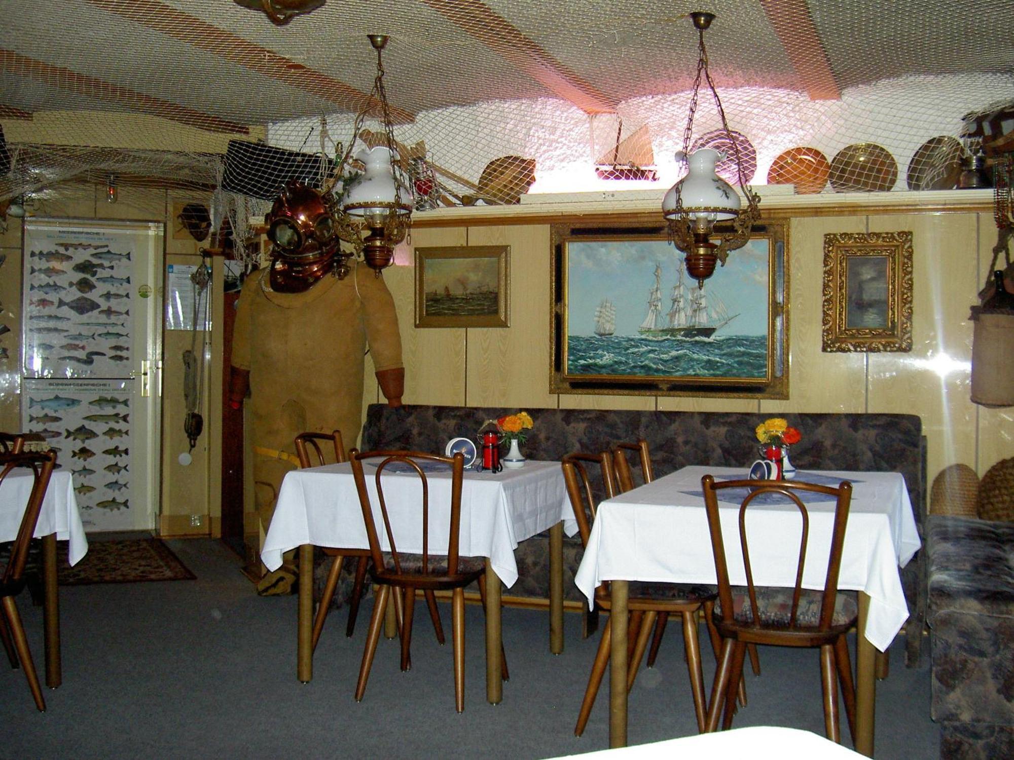 Hotel-Pension Seeblick Kuhlungsborn Bagian luar foto